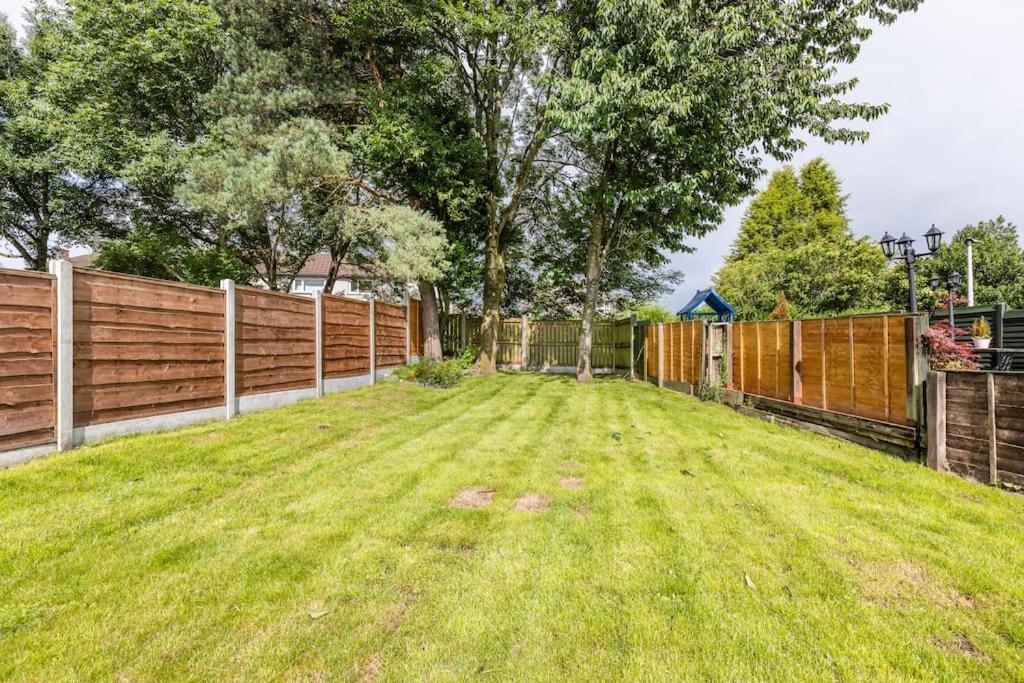 Entire Charming 5-Bed House In Darwen Blackburn Bb1 Free Parking Roadside Rishton Luaran gambar