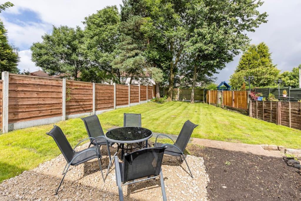 Entire Charming 5-Bed House In Darwen Blackburn Bb1 Free Parking Roadside Rishton Luaran gambar