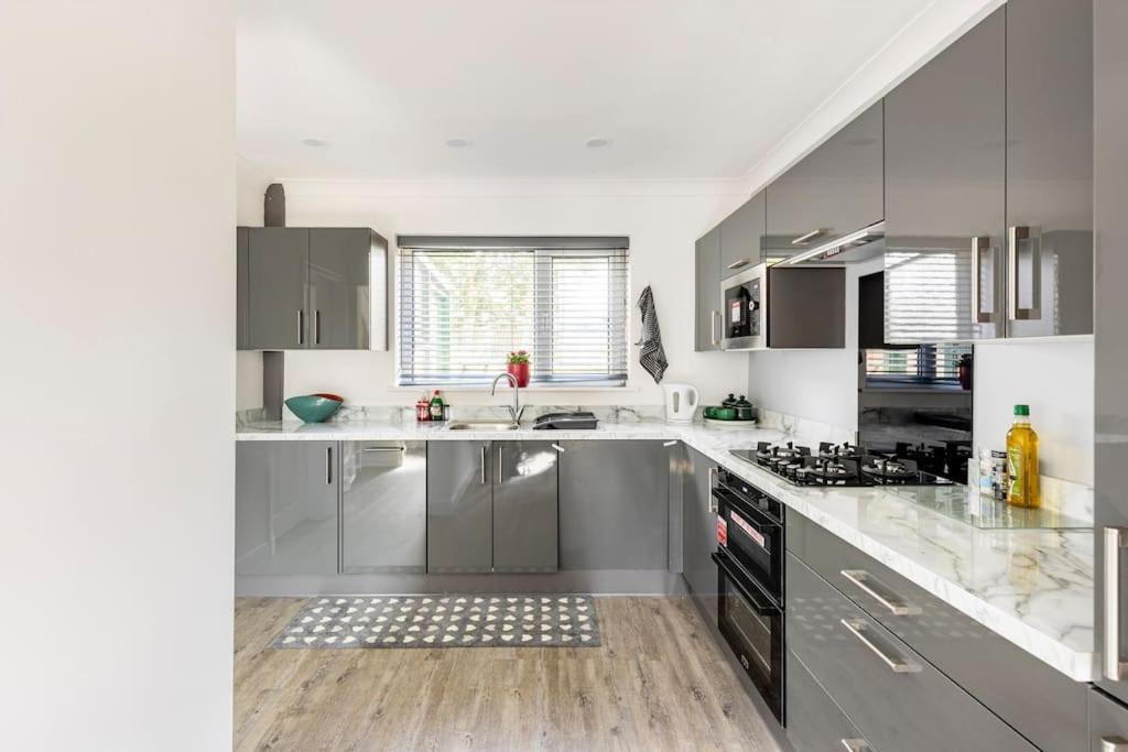 Entire Charming 5-Bed House In Darwen Blackburn Bb1 Free Parking Roadside Rishton Luaran gambar